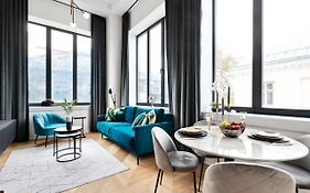 Bob W Duo Lofts